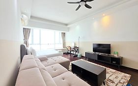 R&F Princess Cove Ciq Premium Sea & City View Suites By Neo